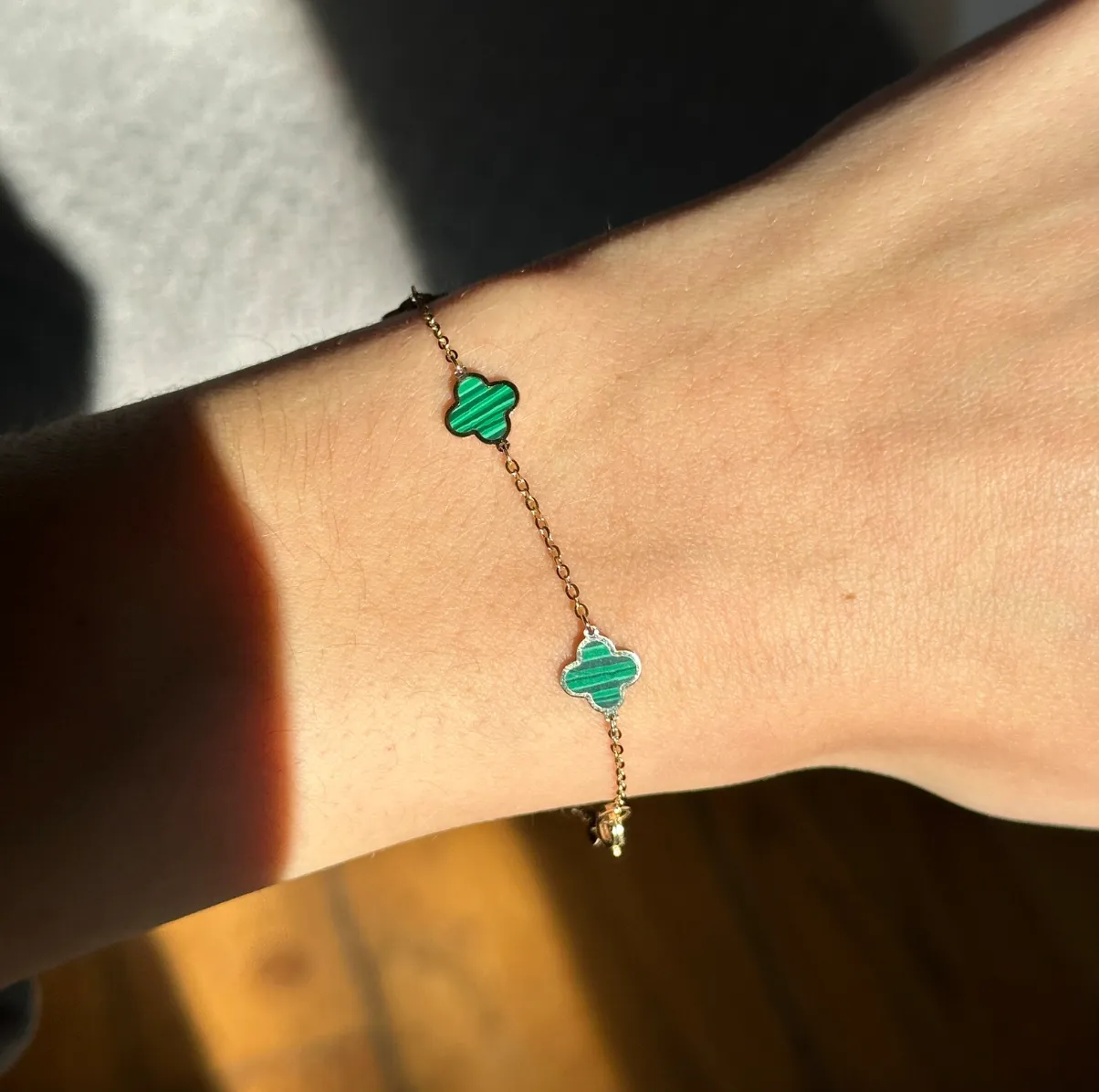 14KT Yellow Gold 7mm Malachite 4 Leaf Clover Charm Chain Bracelet
