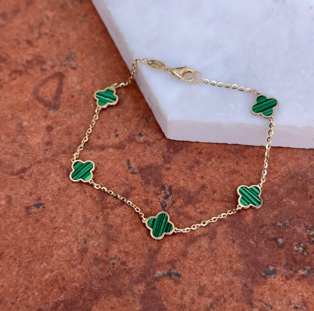 14KT Yellow Gold 7mm Malachite 4 Leaf Clover Charm Chain Bracelet