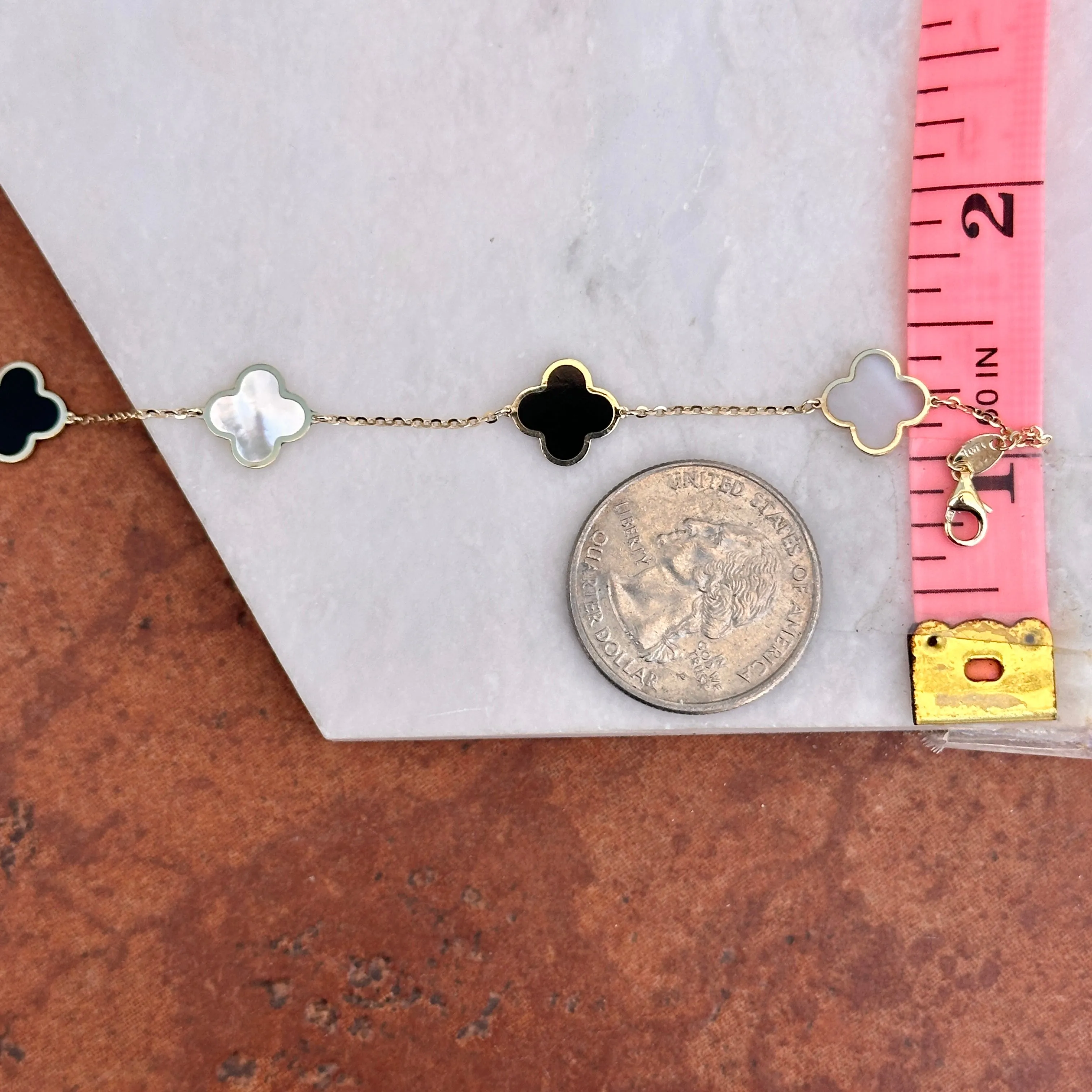 14KT Yellow Gold Black Onyx   Mother of Pearl 10mm 4 Leaf Cover Charm Chain Bracelet