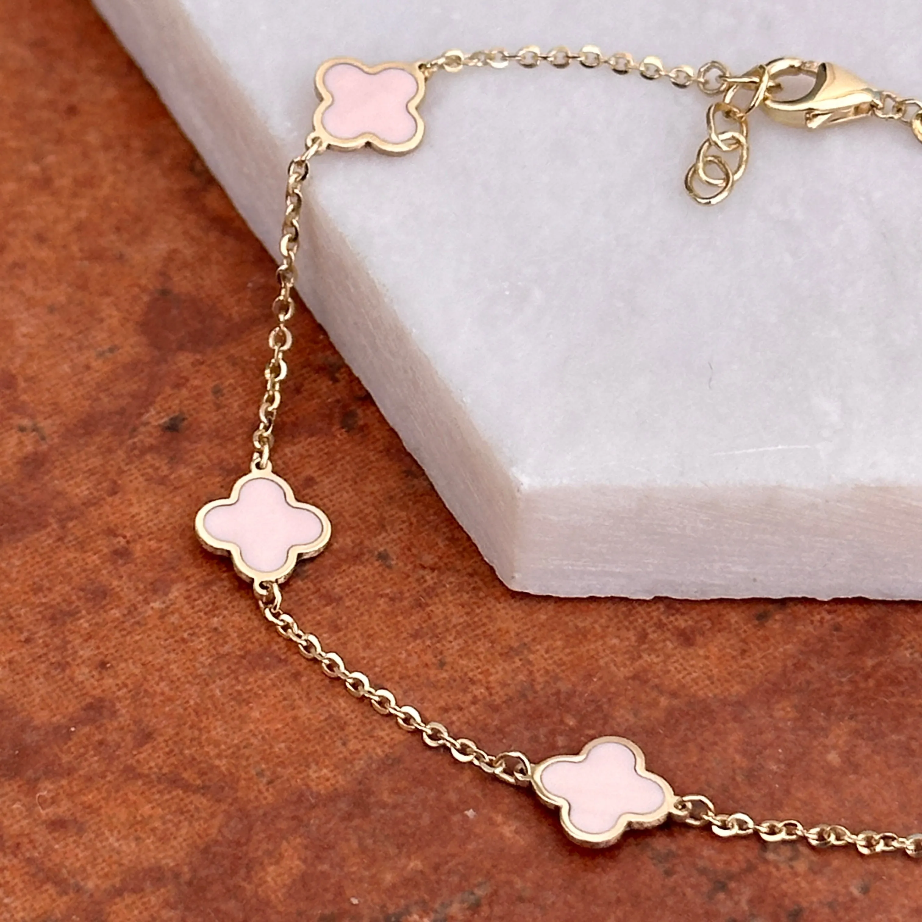 14KT Yellow Gold Light Pink Enamel 7mm Clover Station Bracelet