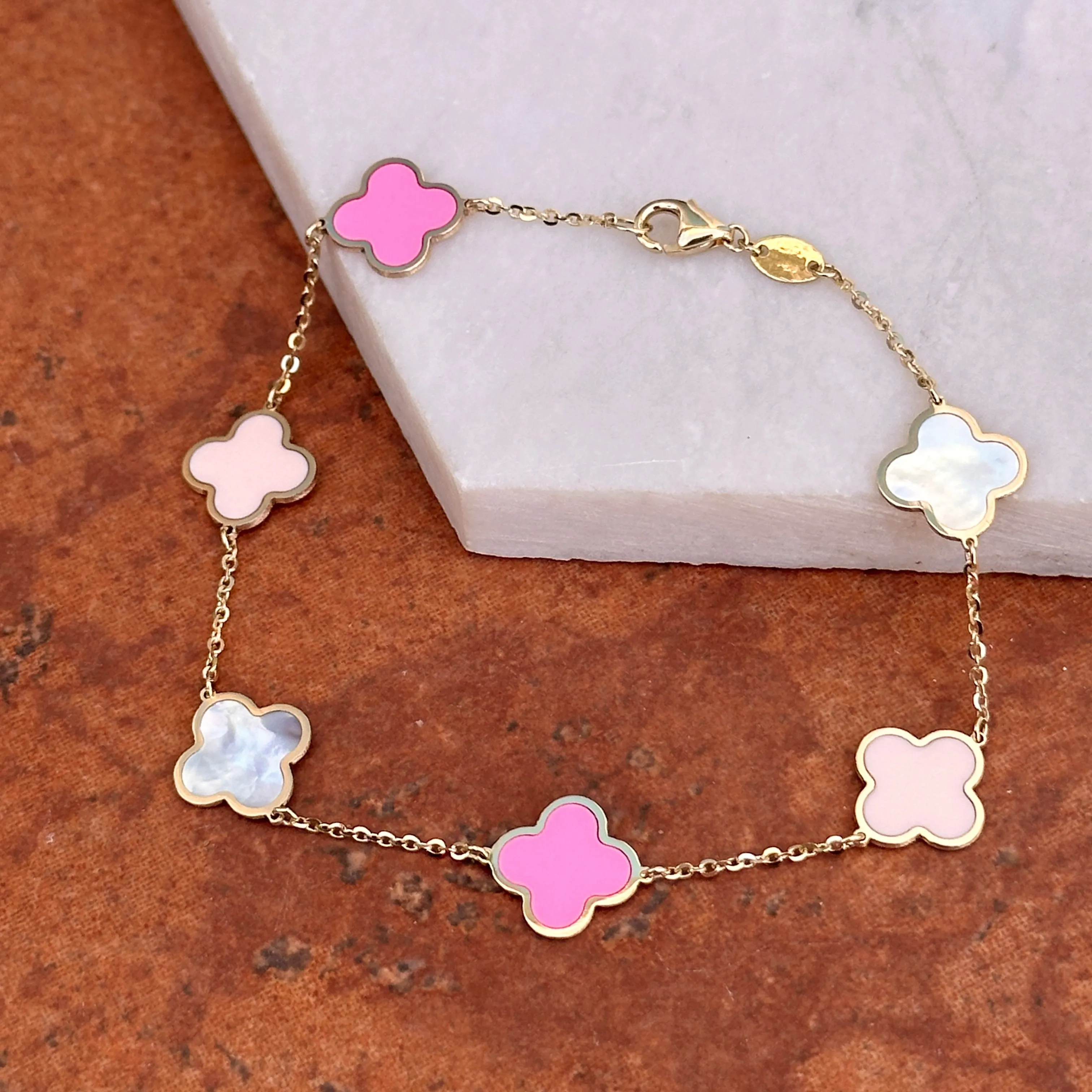14KT Yellow Gold Pink Enamel   Mother of Pearl 10mm 4 Leaf Clover Charm Bracelet