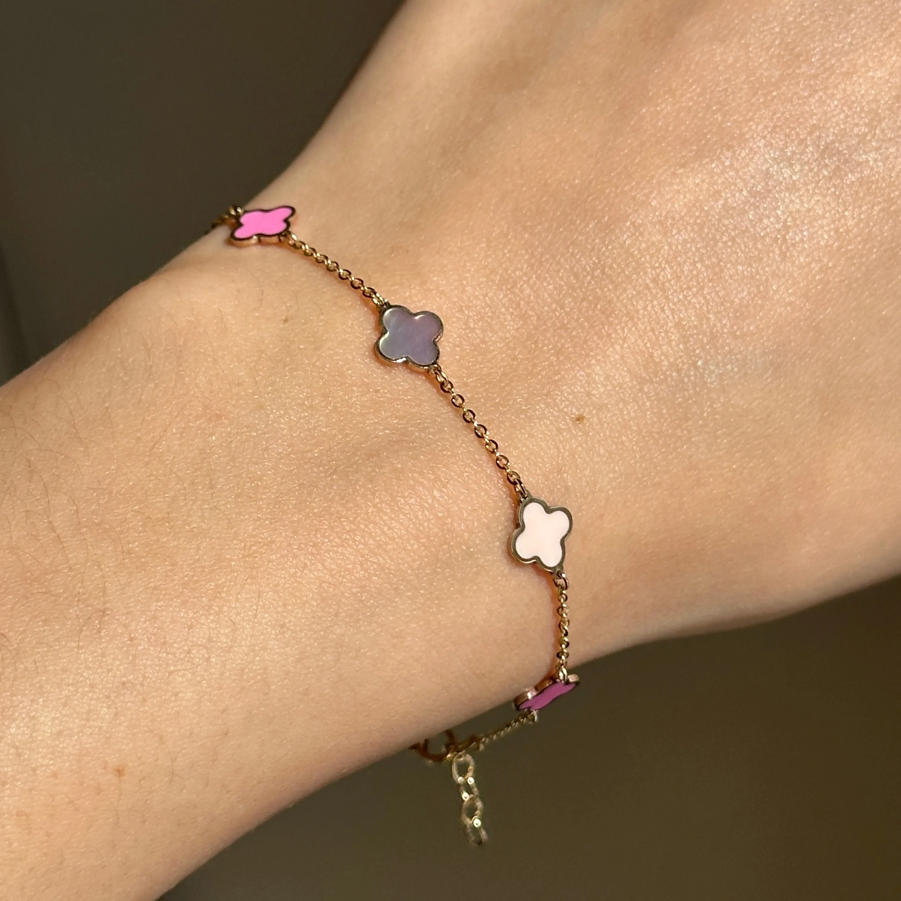 14KT Yellow Gold Pink Enamel   Mother of Pearl 7mm Clover Station Bracelet