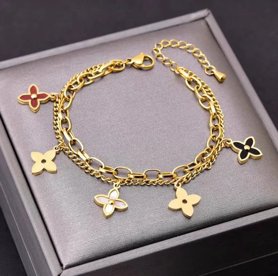 18k Gold Plated Stainless Steel Dangling Clovers Bracelet