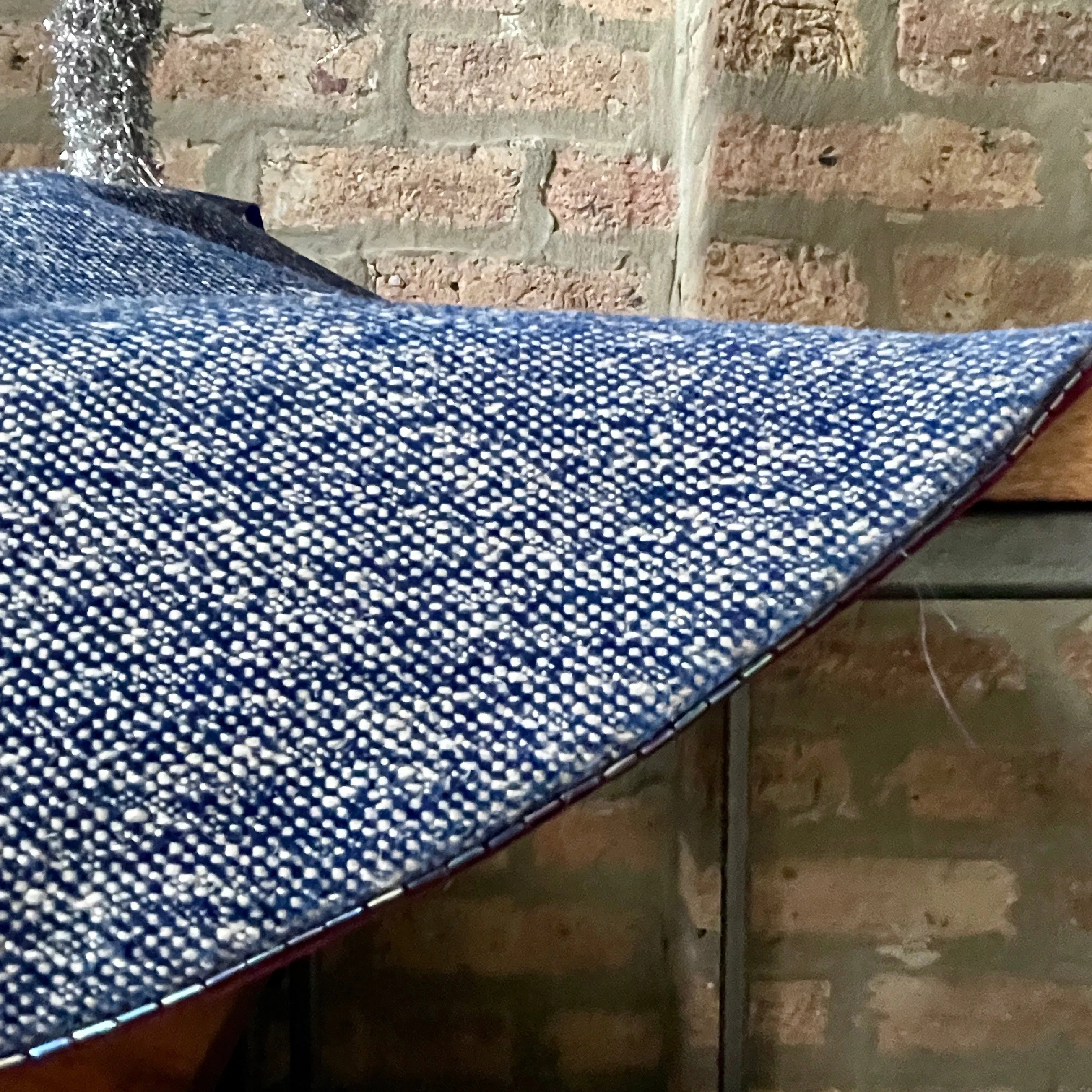 24" Retro Navy Blue Tweed and Burgundy Tabletop Christmas Tree Skirt | Reversible