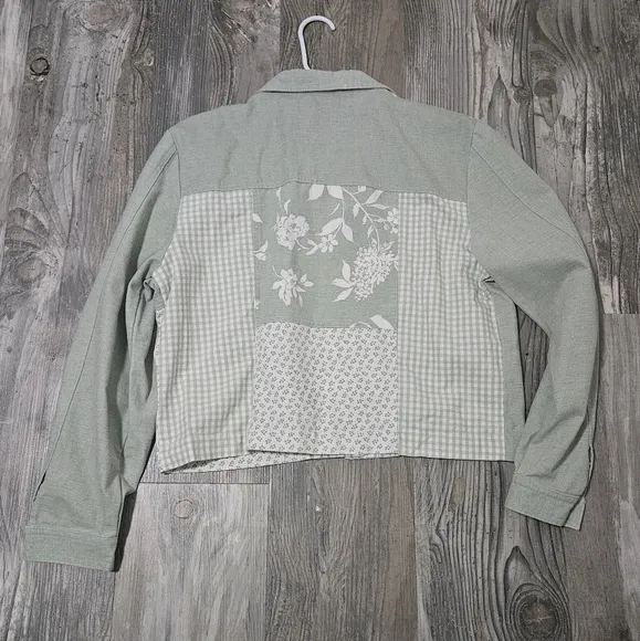 Ali Miles patchwork style floral jacket size medium western boho style