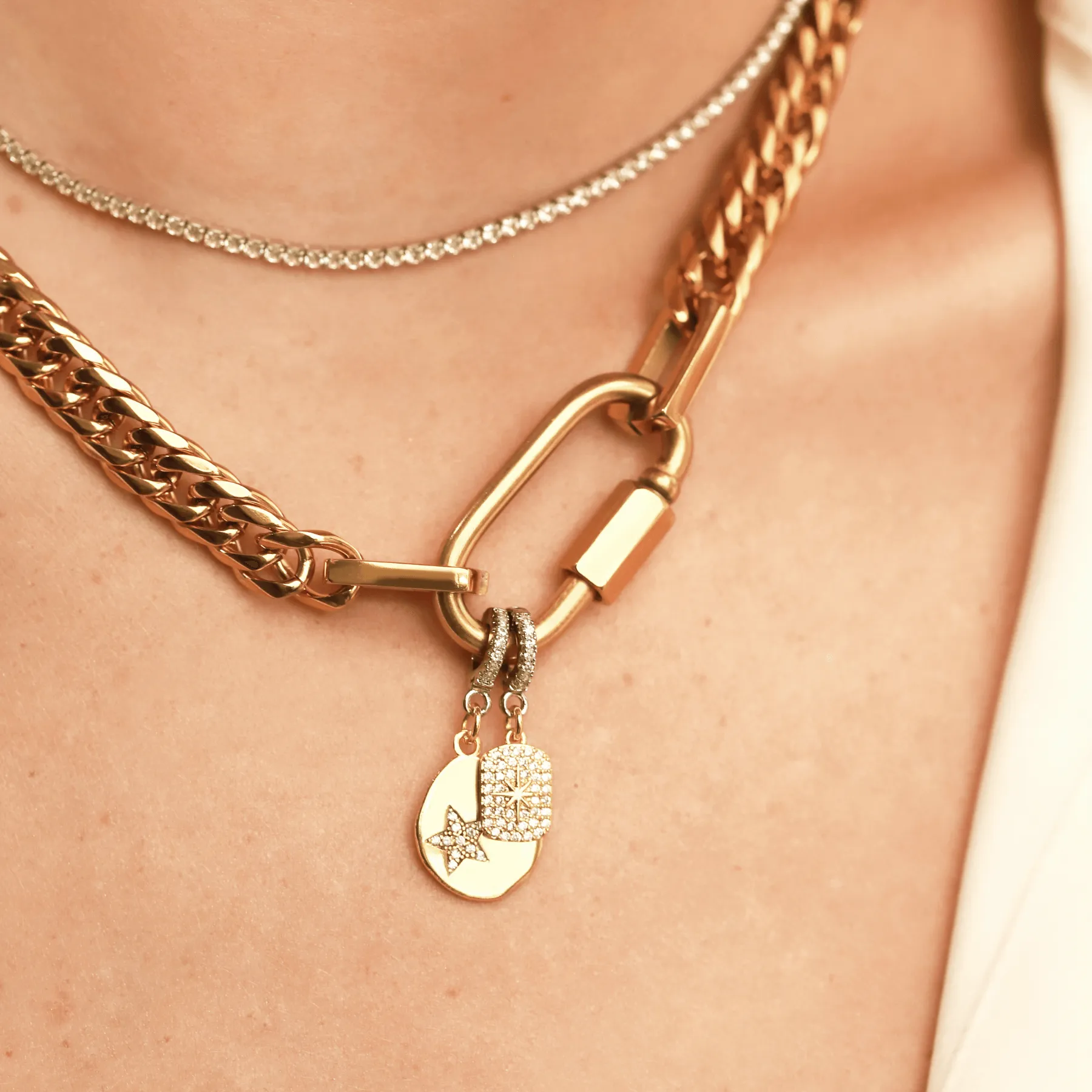 ANNE CLIP ON STAR NECKLACE