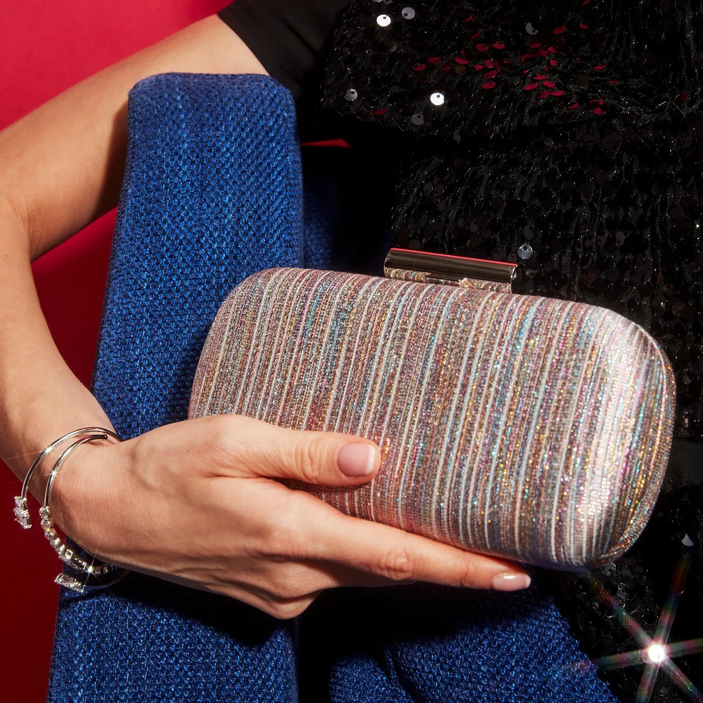 BEDFORD2-GOLD METALLIC STRIPE