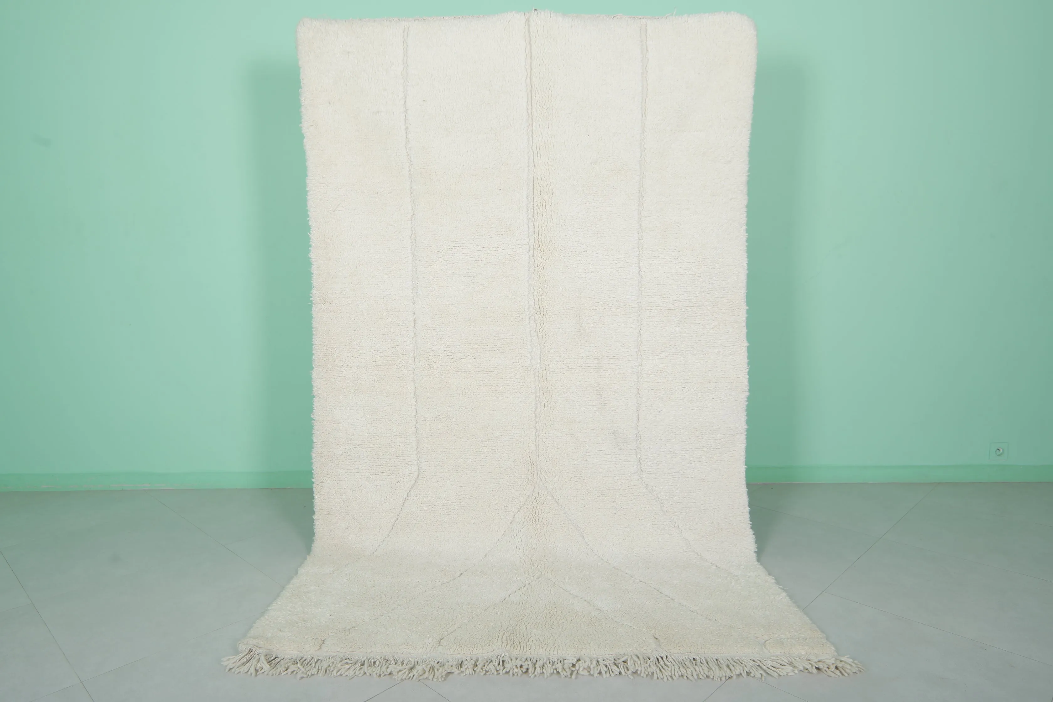 Beni Ourain Moroccan Rug - 5.2 x 8.4 Feet | Handwoven Wool in Minimalist Style