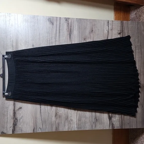 Boden Knitted Party Skirt in Black Metallic