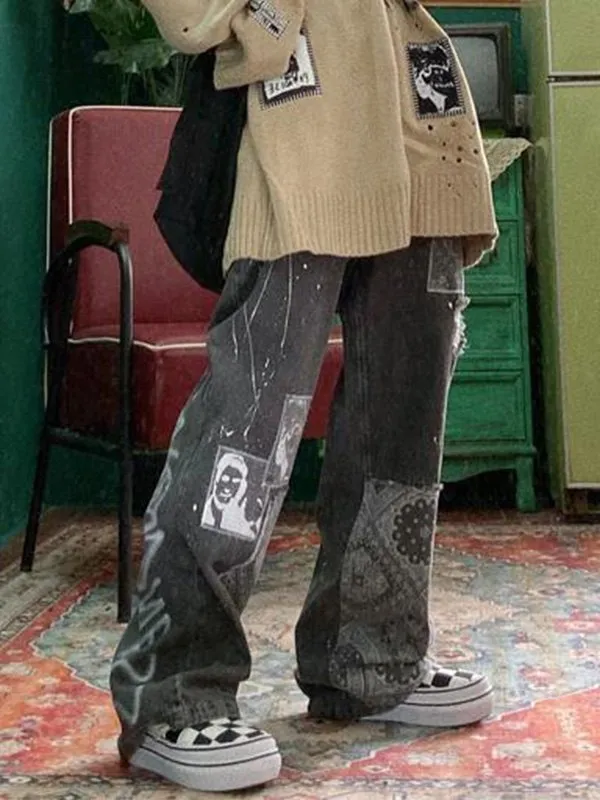 Boyfriend Jeans mit Patchwork Paisley Motiv