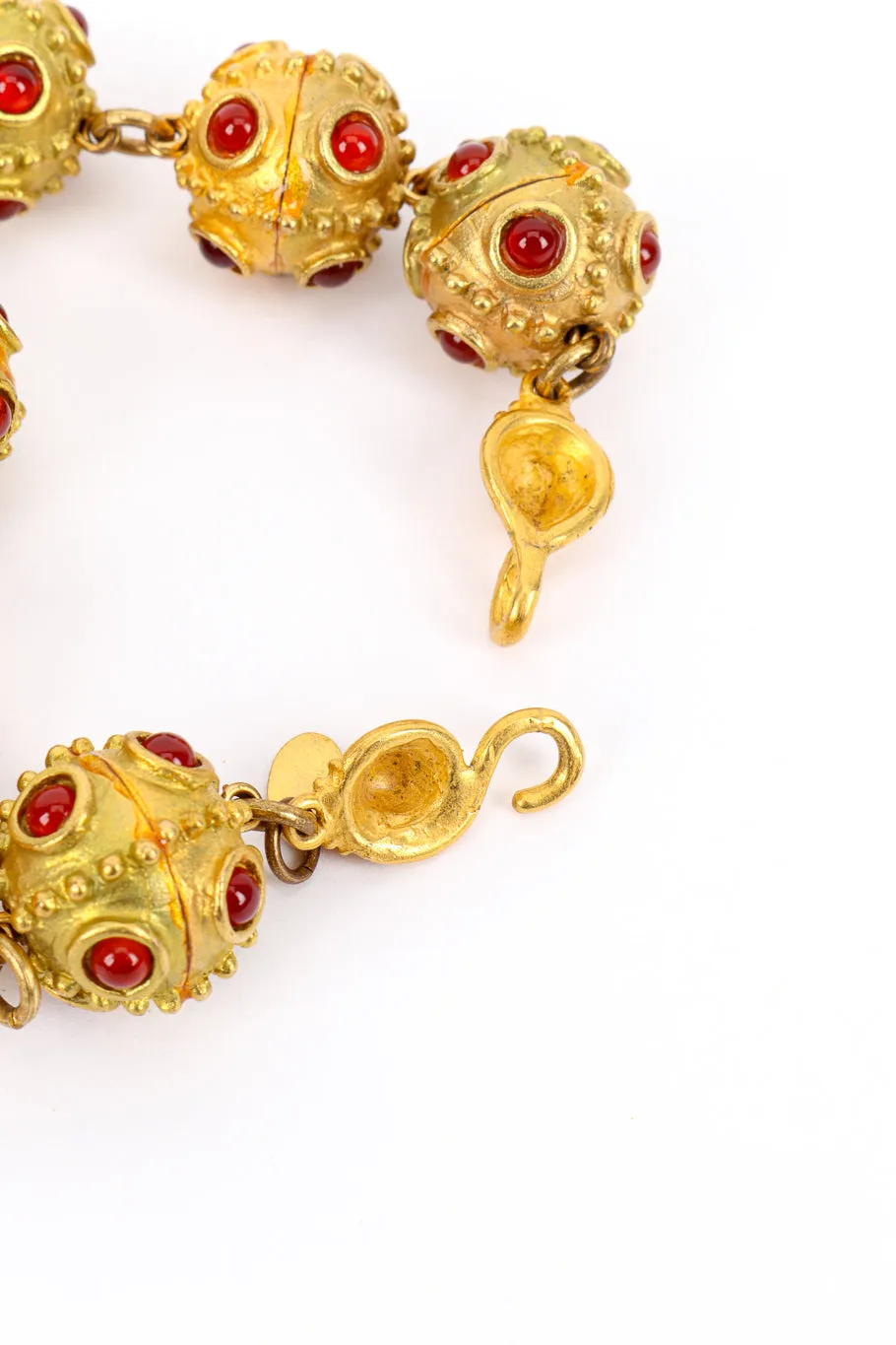 Cabochon Bauble Necklace