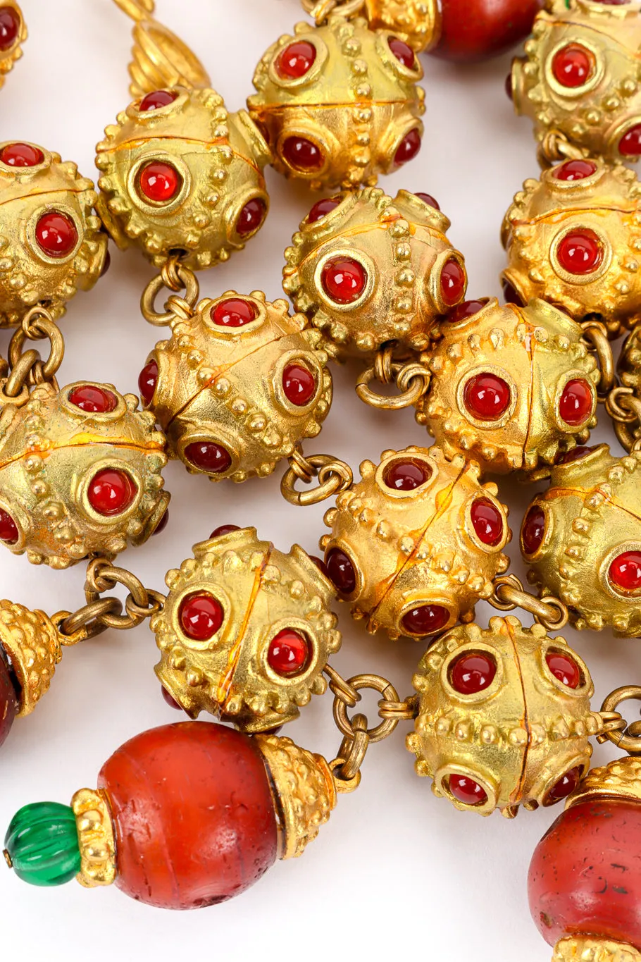 Cabochon Bauble Necklace