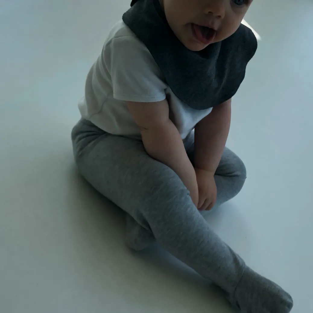 Carla Baby Footed Leggings (Dark Grey)
