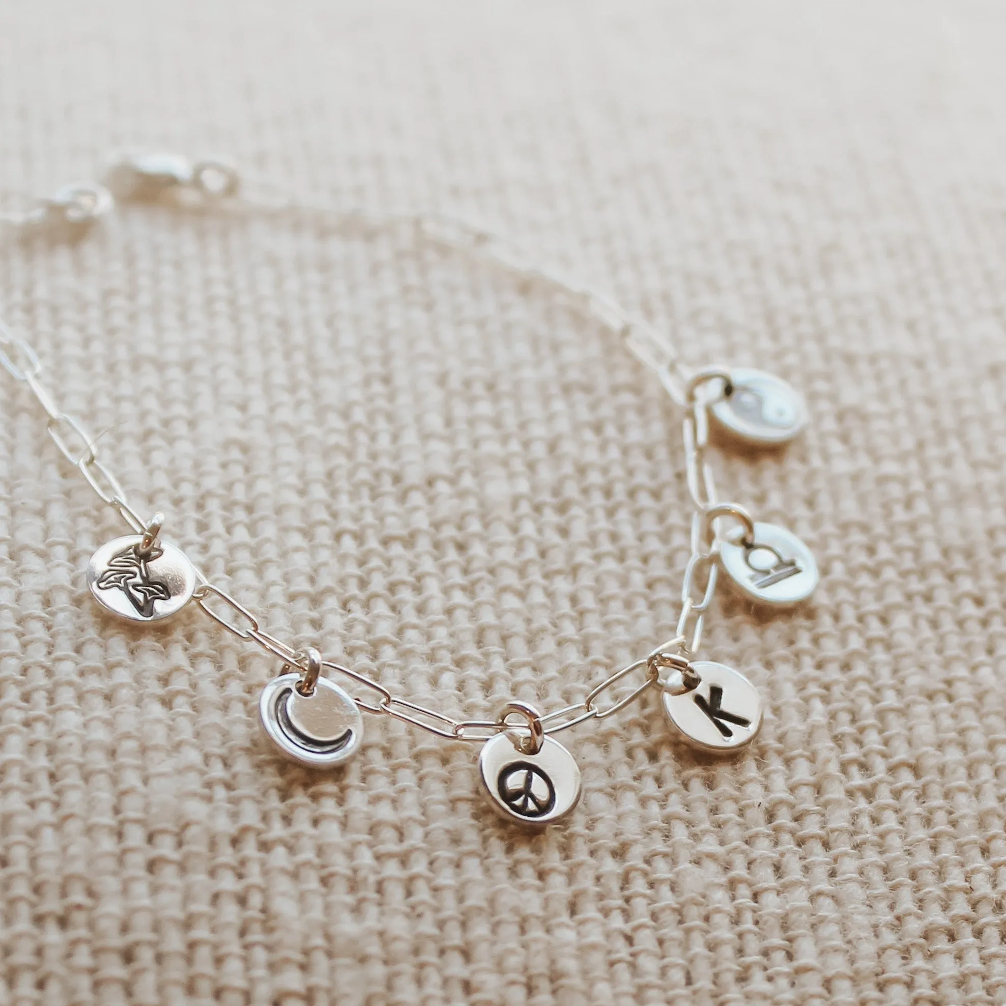 Charm Bracelet Preset- 90’s Nostalgia