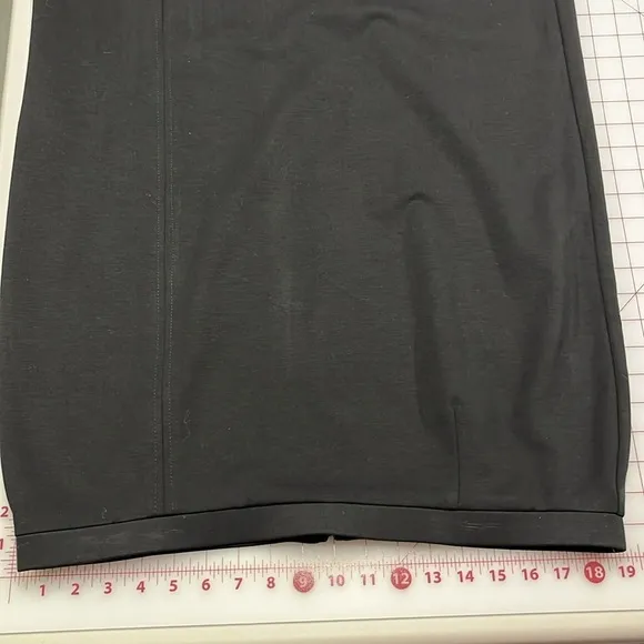 CHICO'S NWT Seasonless Ponte Thigh Slit Career Minimalist Black Pencil Skirt 16