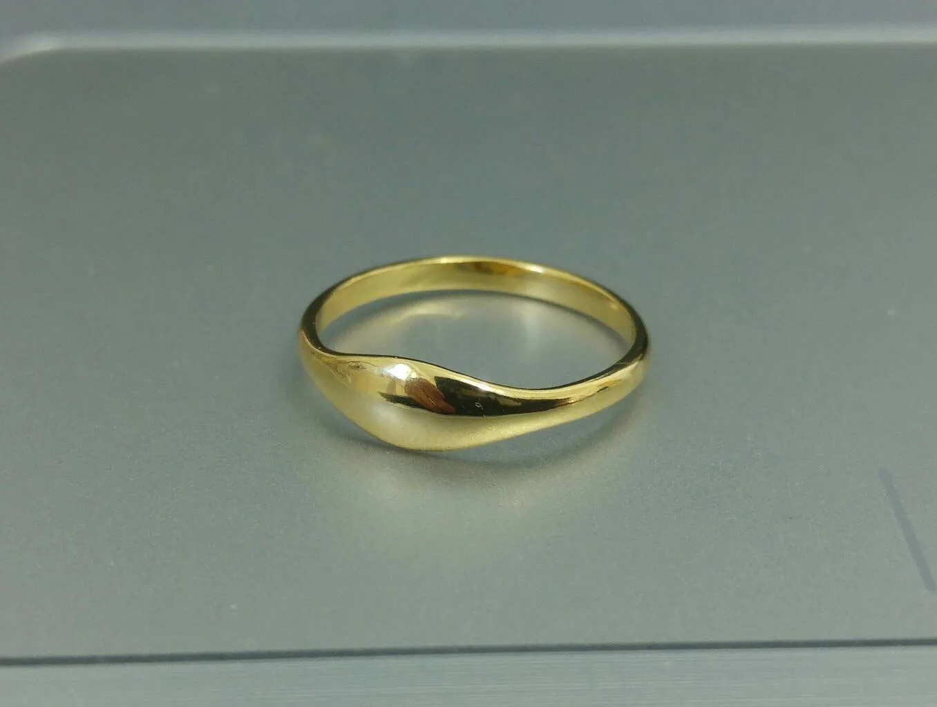 Classic Yellow Gold Wedding Ring