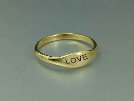 Classic Yellow Gold Wedding Ring