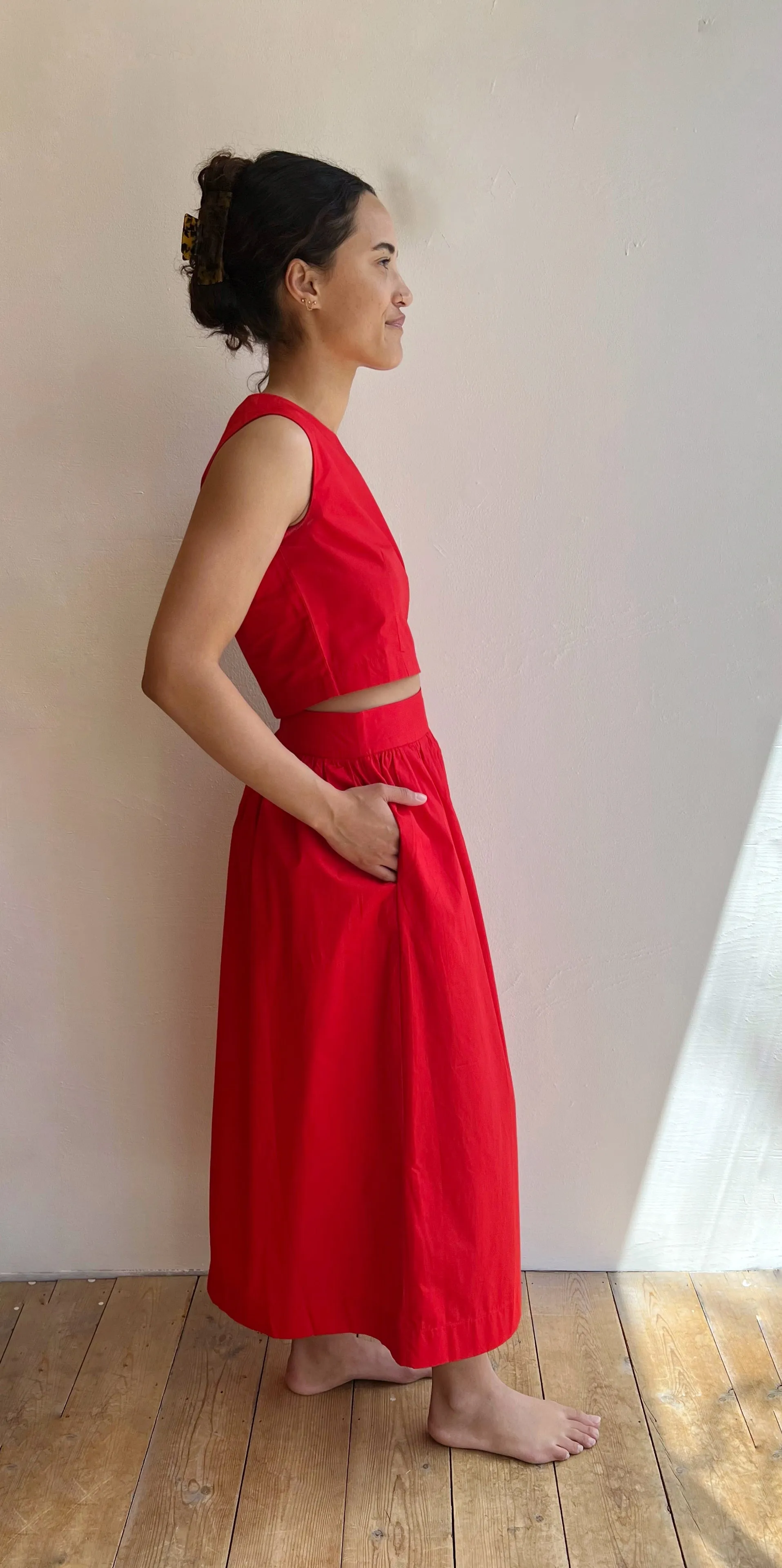 DIAZ TOP IN RED SOLID POPLIN