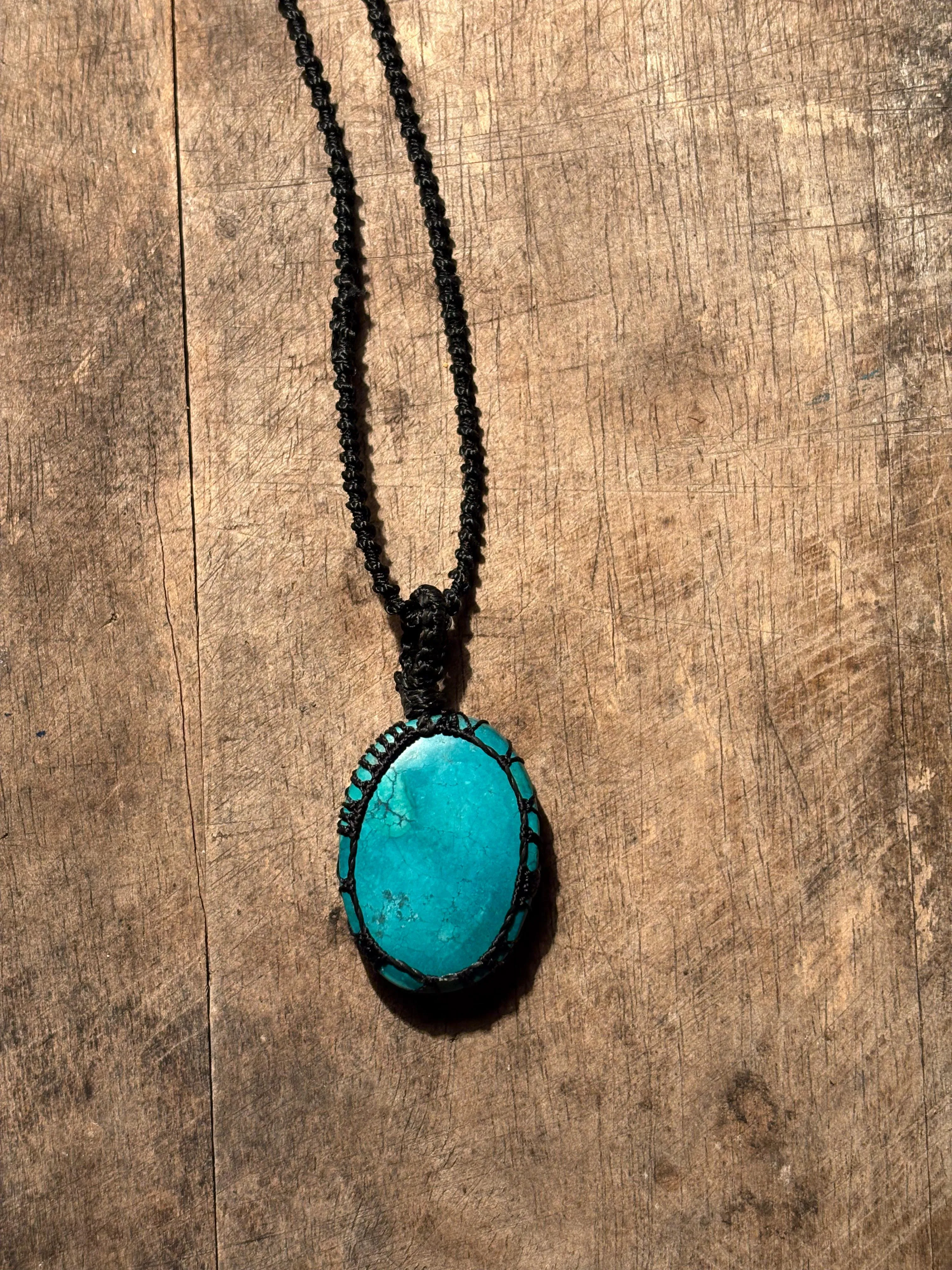 Elysian Blue Pendant