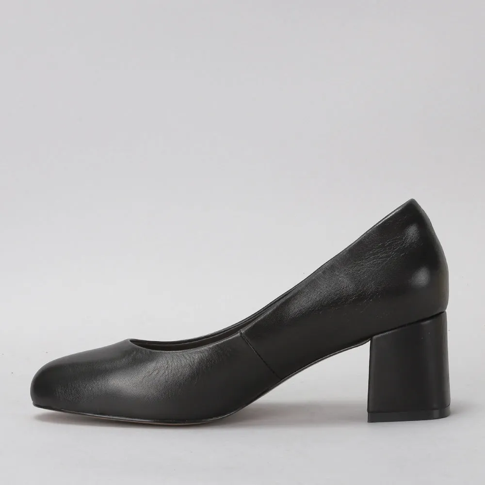 Fessa - Black