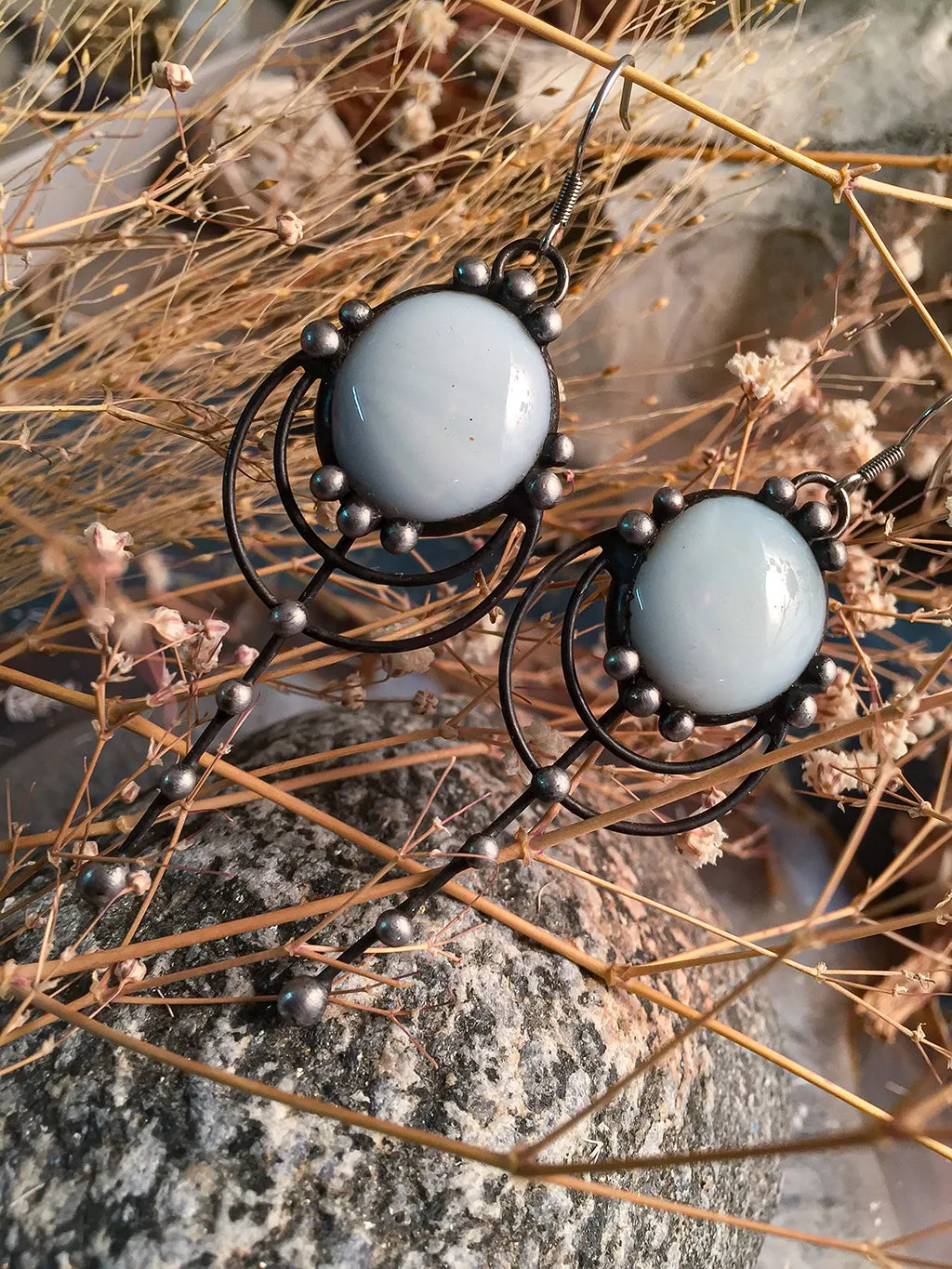 Forest drops earrings - white