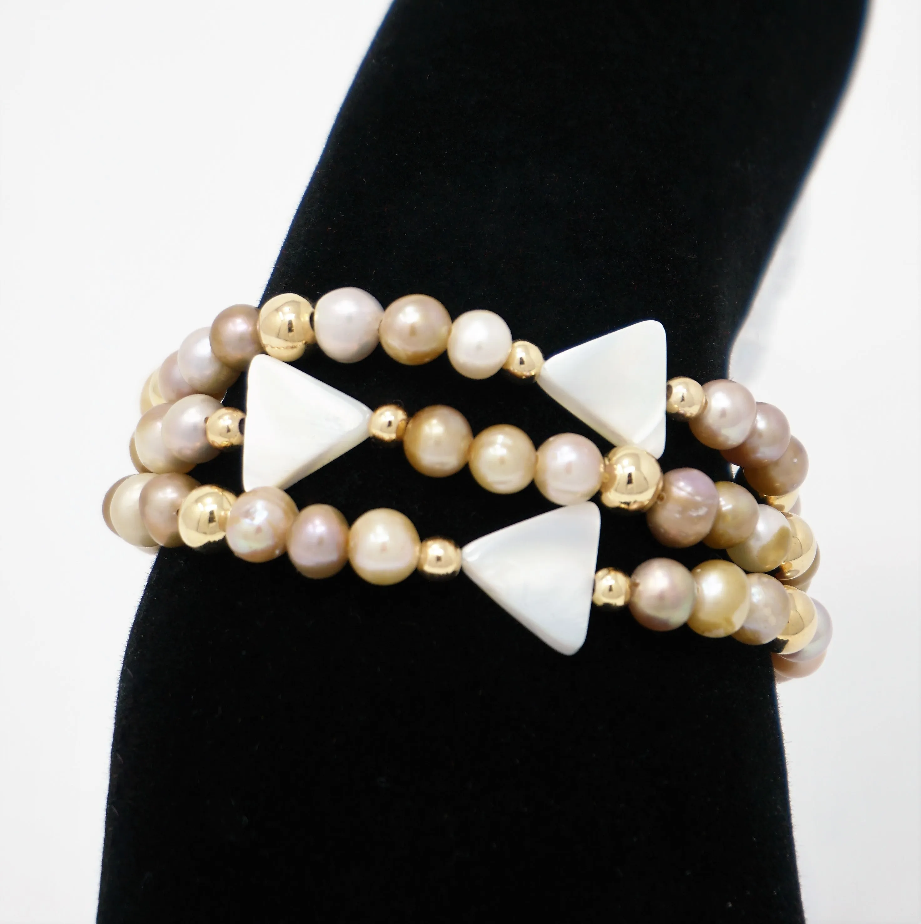 Freshwater Pearl and Arrow Bead Bracelet