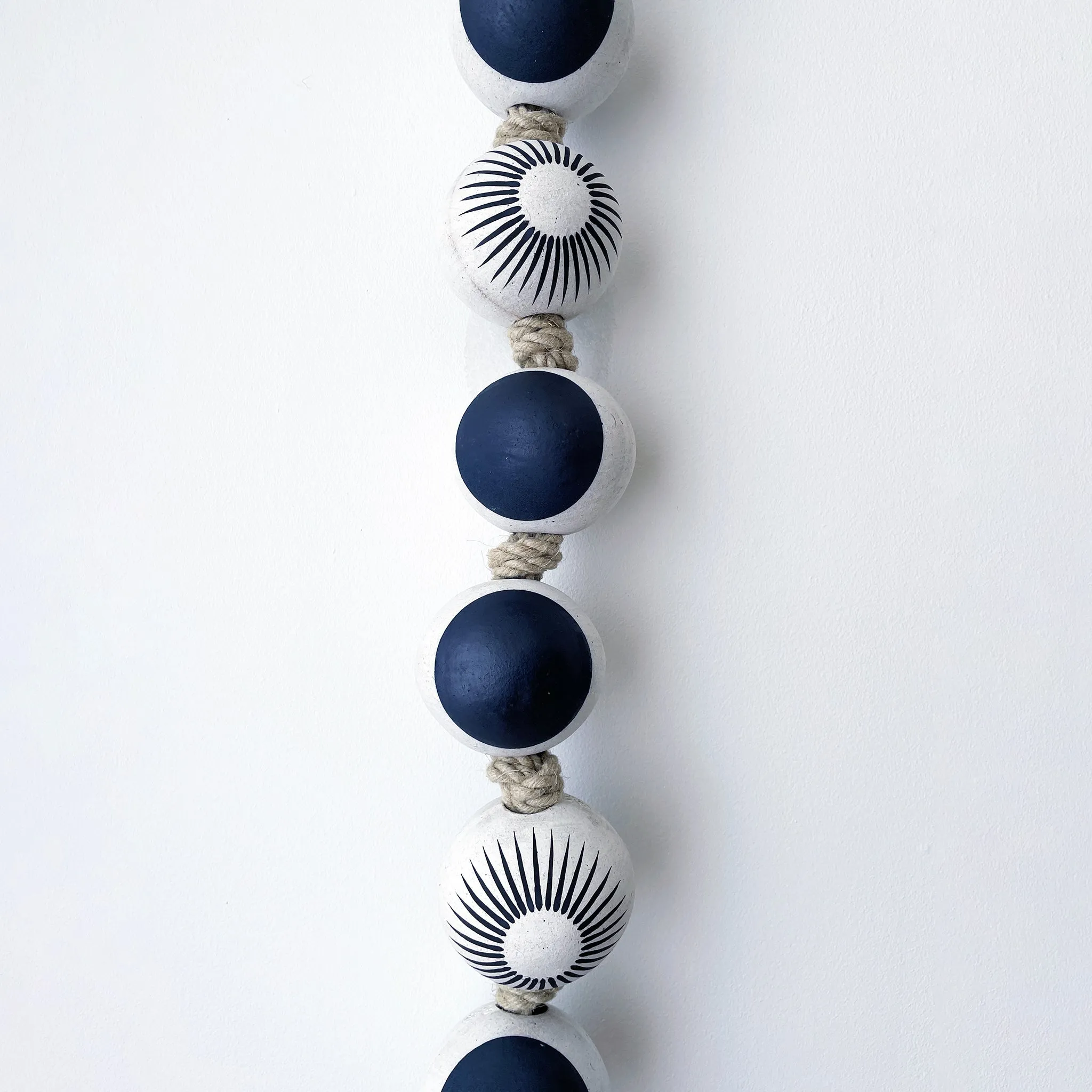 Garland9 Rnd: Sun & Indigo
