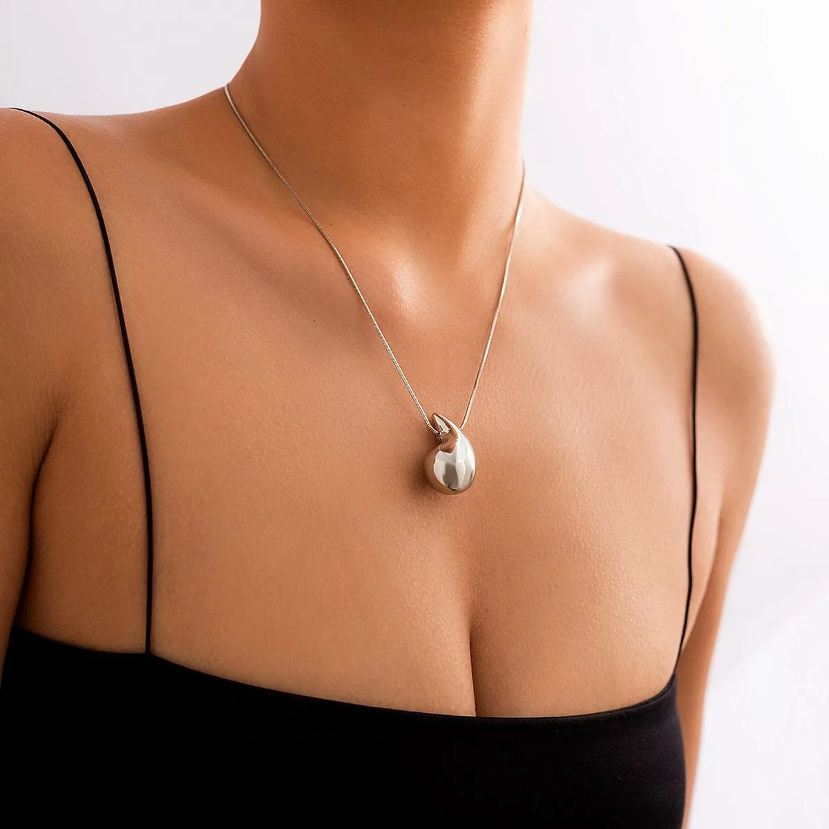 Geometric Gold Silver Tone Water-drop Pendant Chain Necklace