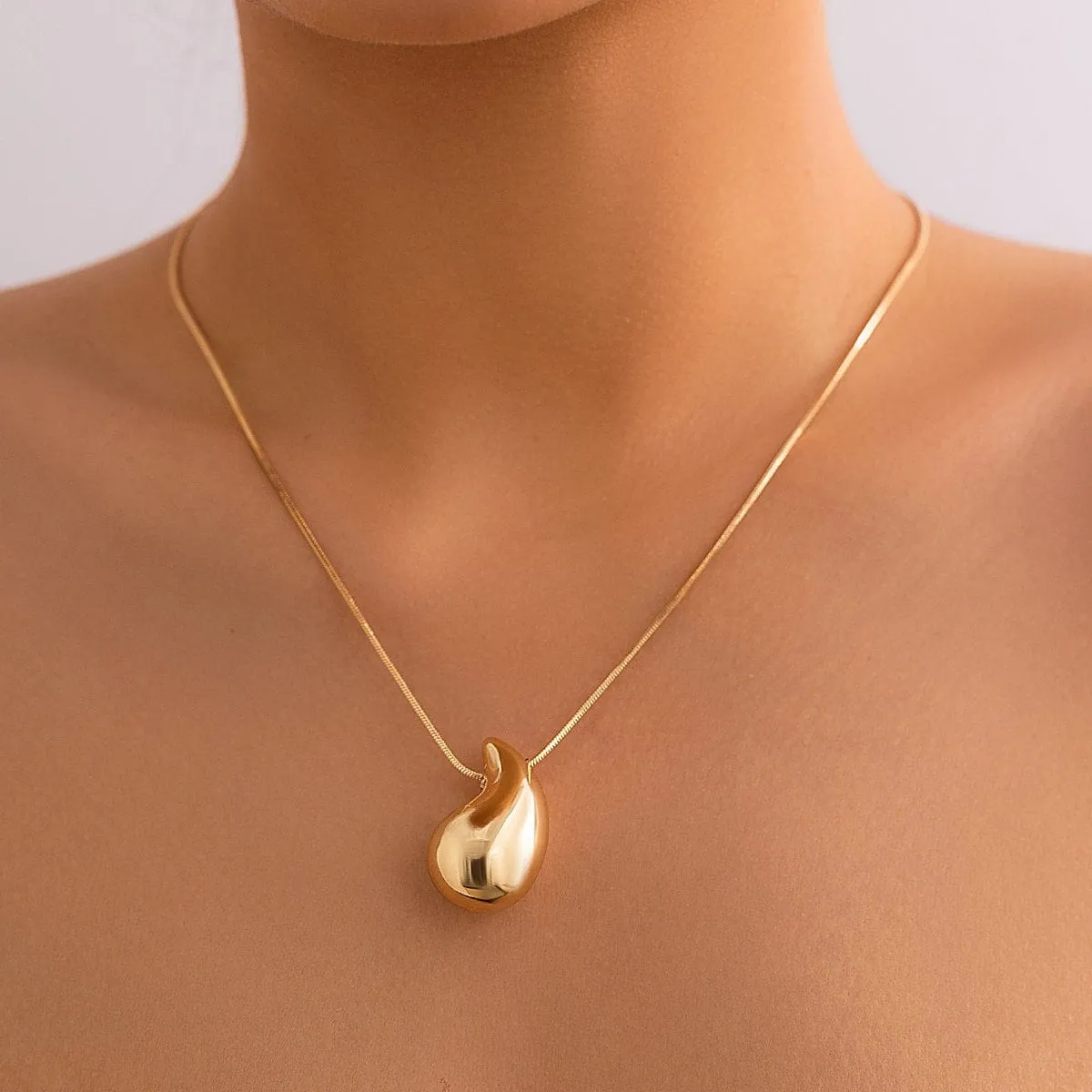 Geometric Gold Silver Tone Water-drop Pendant Chain Necklace