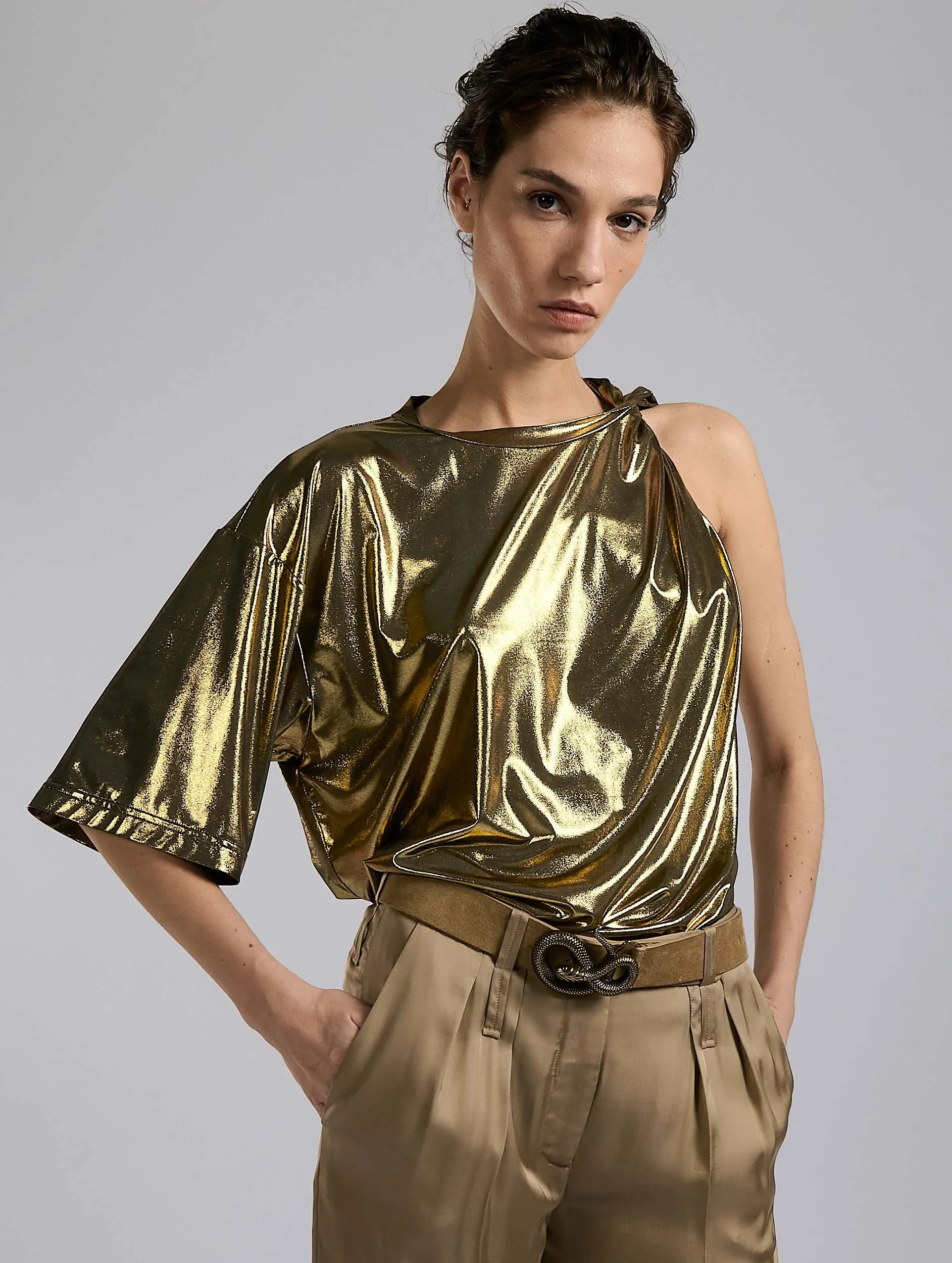 Gold metallic jersey drape tee-shirt