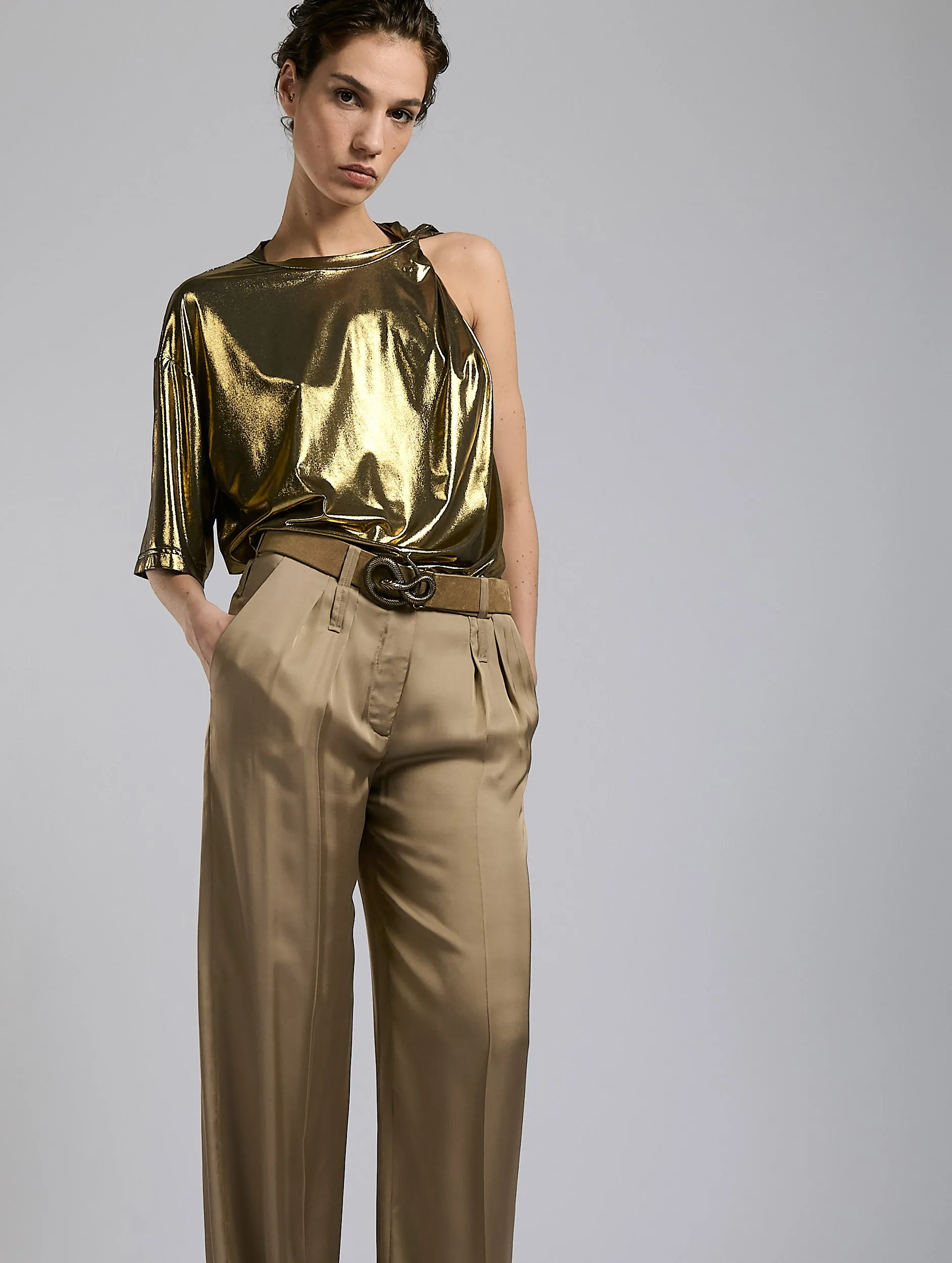 Gold metallic jersey drape tee-shirt