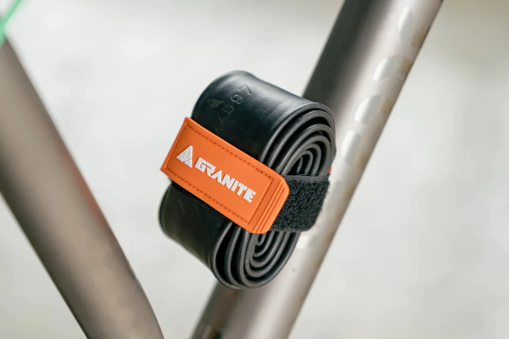 Granite Design Portaledge bottle cage mount- Black