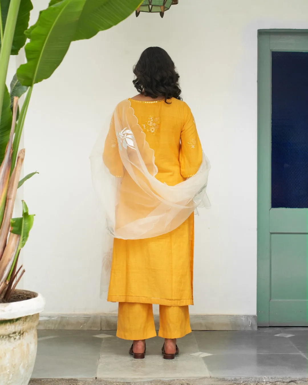 Gul genda kurta set