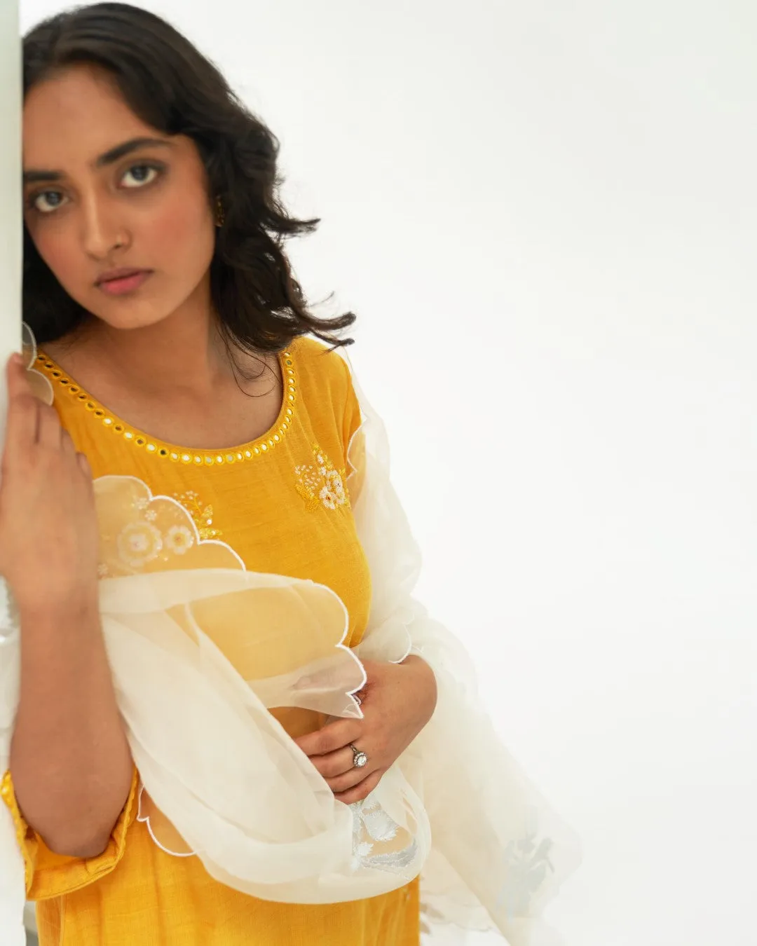 Gul genda kurta set