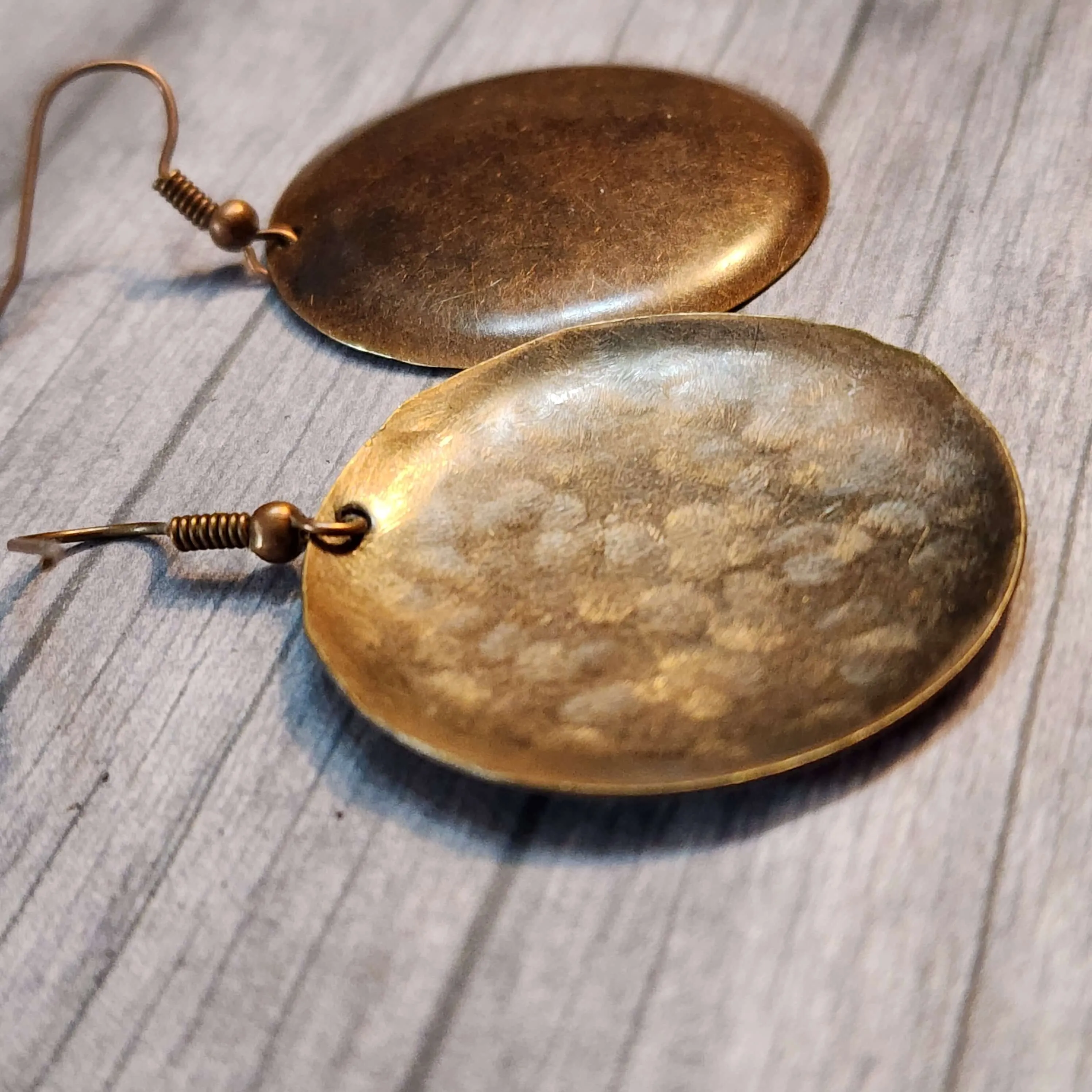 Hammered Copper Disc Earrings, 33mm Circle Earrings, 1.3 Inch Round Dangle Earrings