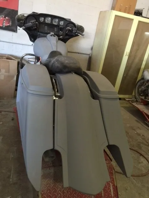 Harley Davidson 6" Trendsetter Extended Saddlebag Fender Kit - Right Side Cut Out   6.5" Speaker Lids / 2014 - 2018