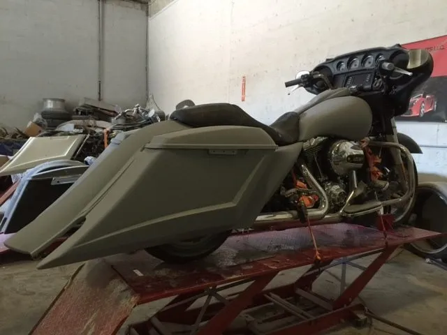 Harley Davidson 6" Trendsetter Extended Saddlebag LED Fender Kit - Dual Cut Outs Dual 6x9" Speaker Lids