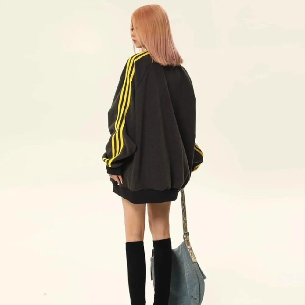 High Street Embroidered Raglan Sweatshirt
