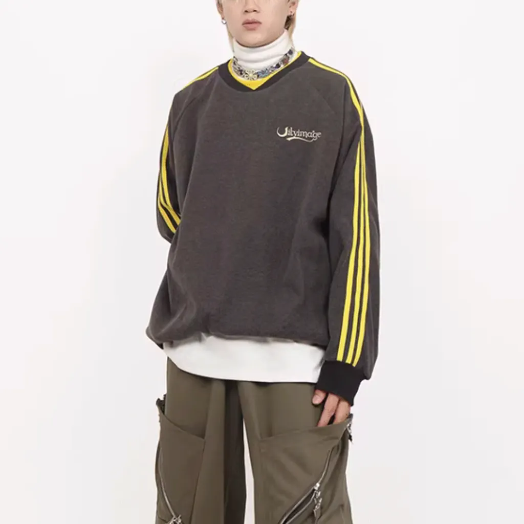 High Street Embroidered Raglan Sweatshirt