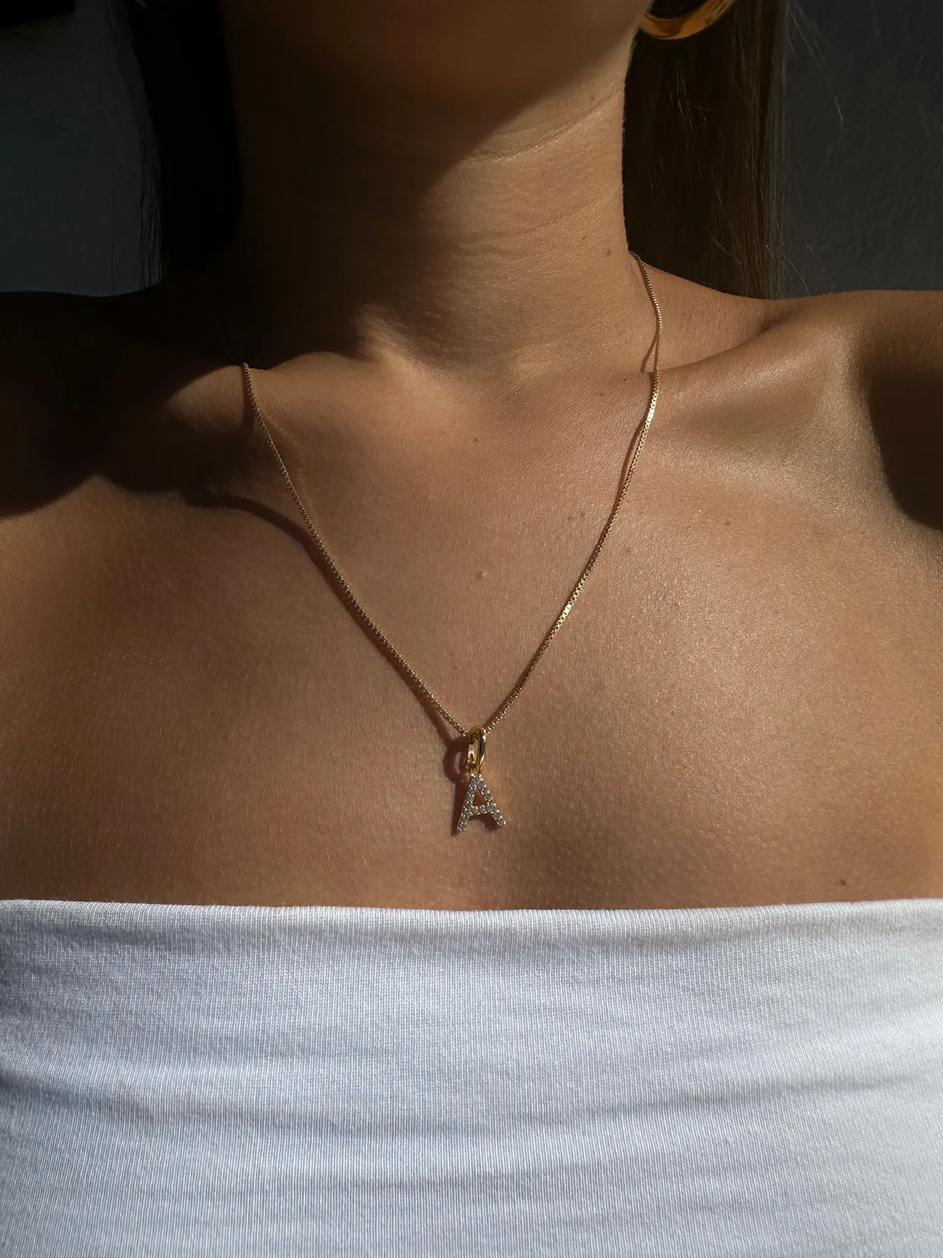 INITIAL - Charm • Color: 18K Yellow Gold