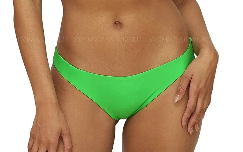 Isla Tri-Basic Ruched Bikini