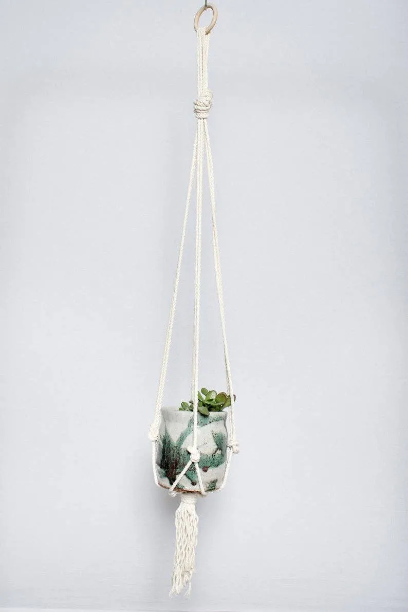 Jerry Macrame Plant Hanger