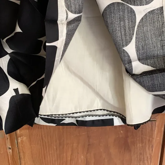 Juicy Couture black and white pear/apple print darted flare silk skirt