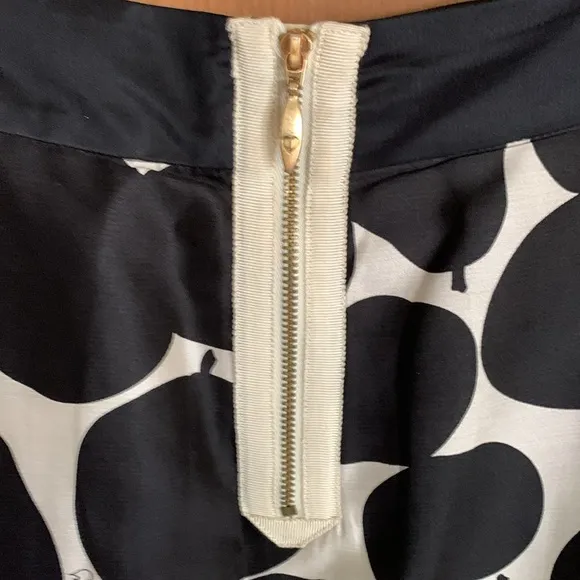 Juicy Couture black and white pear/apple print darted flare silk skirt