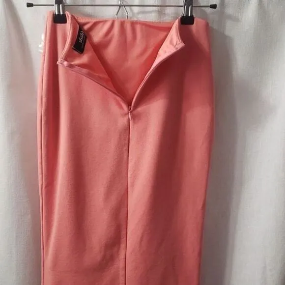 LuLu's. Pink Salmon Mini Pencil Skirt. Size S.