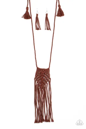 Macramé Mantra - Brown