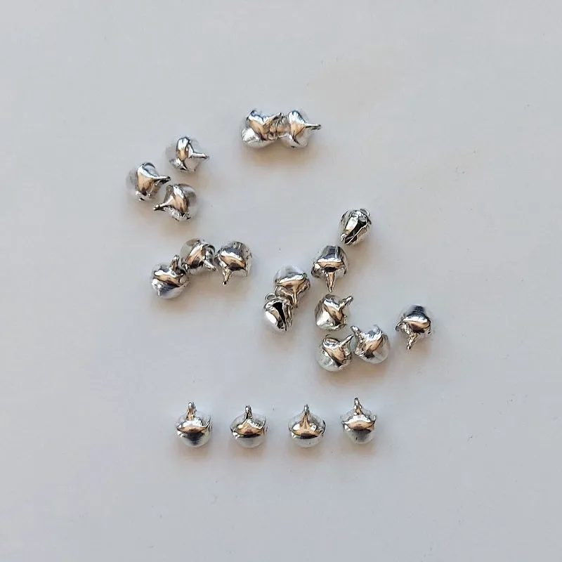 Metal miniature bells in shiny silver, 7 x 8 x 10 mm - pack of 30 pieces