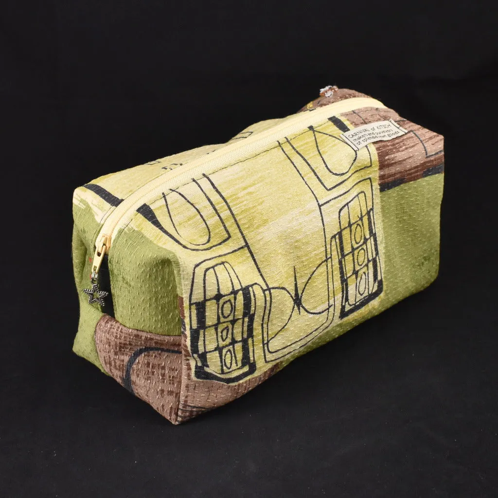 NOS Barkcloth Travel Case
