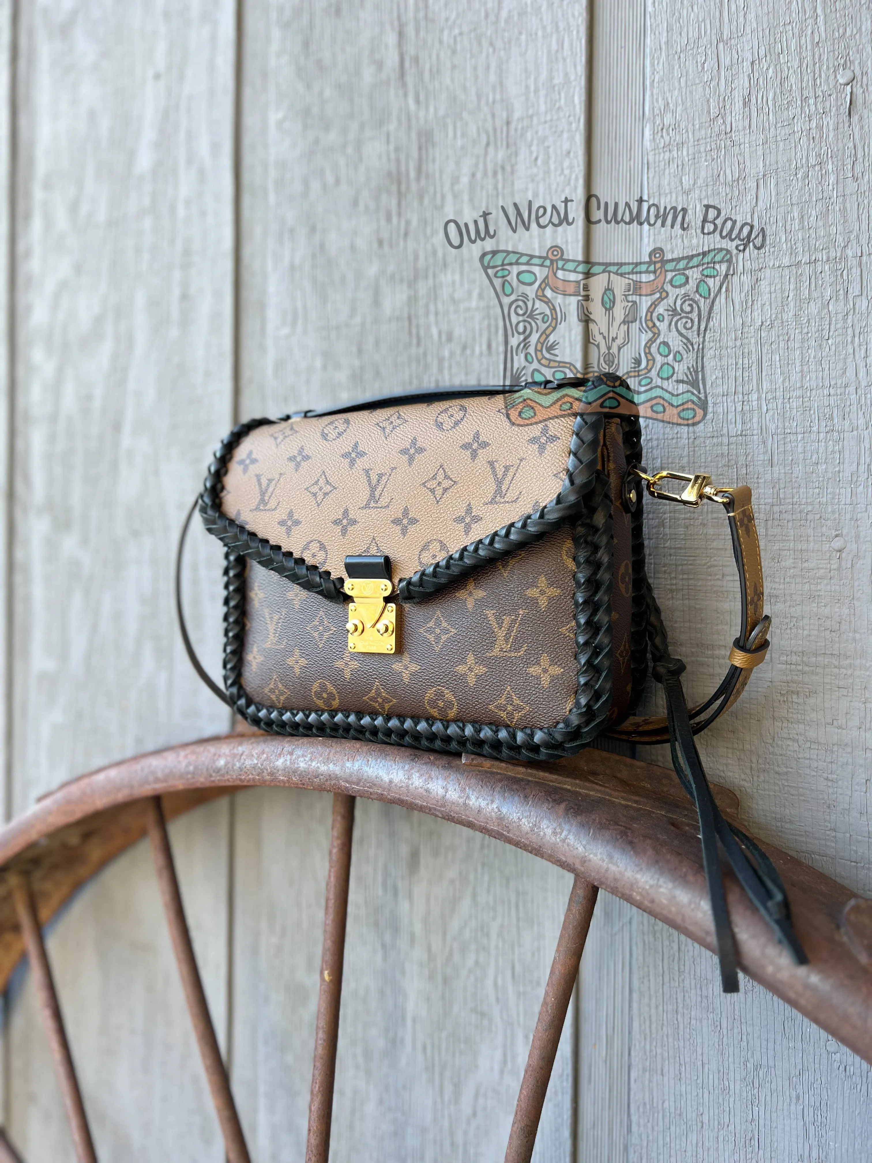 Out West Pochette Métis Fringeless Revamped Crossbody