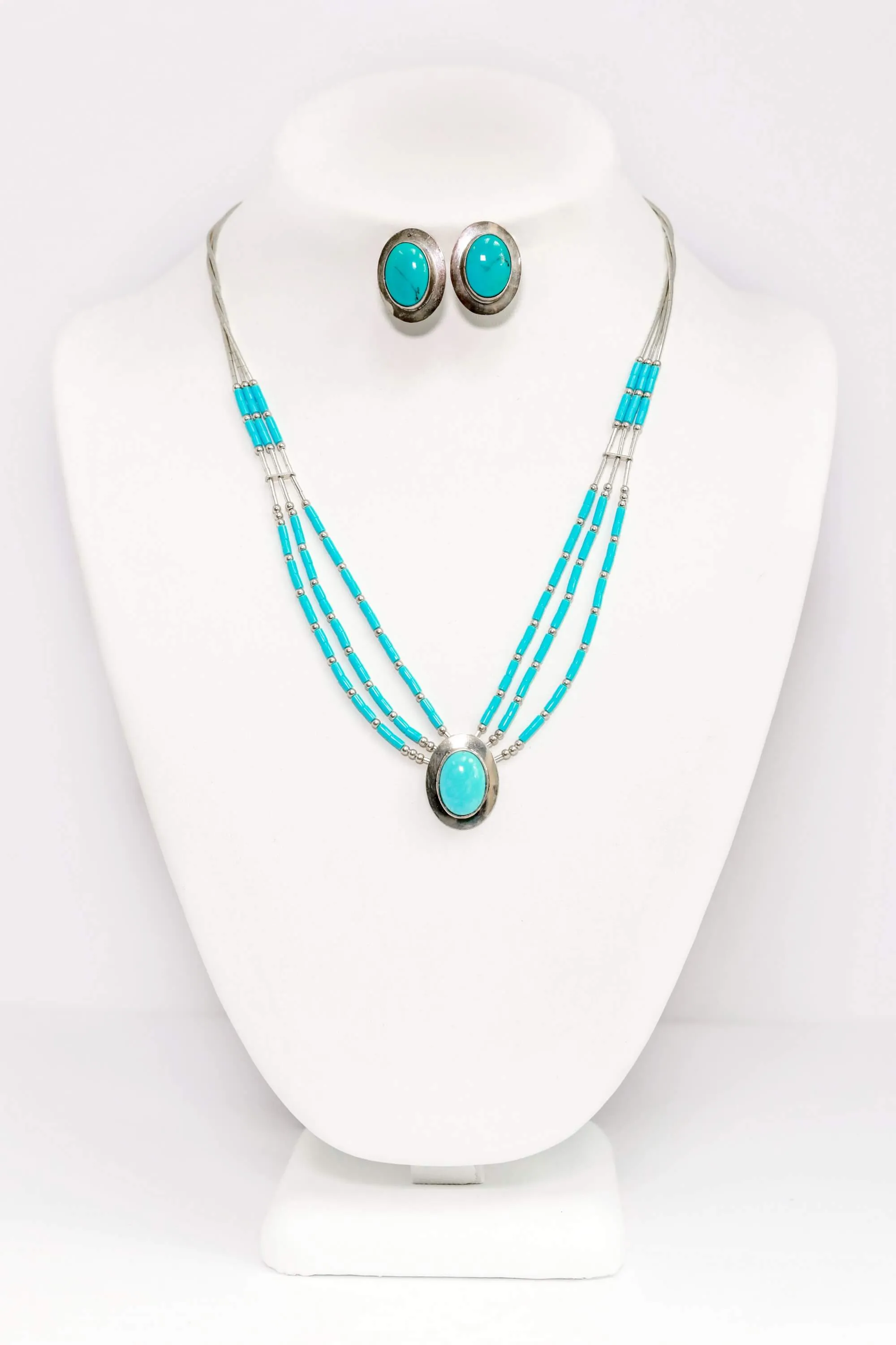 Oval Turquoise & Silver Jewelry Set